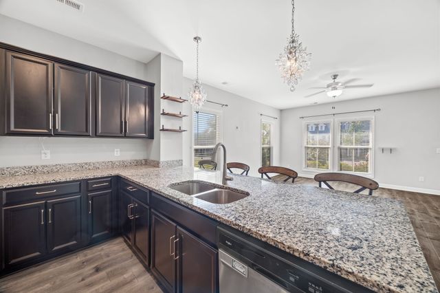 2522 Napa Valley Way, Columbia, TN 38401