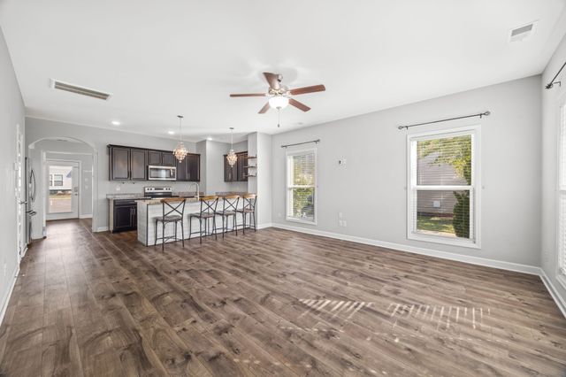 2522 Napa Valley Way, Columbia, TN 38401