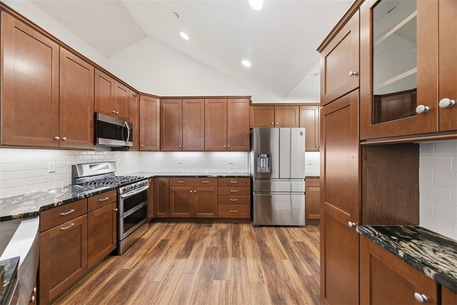 400 Spring Valley Dr, Jackson Twp, PA 16063