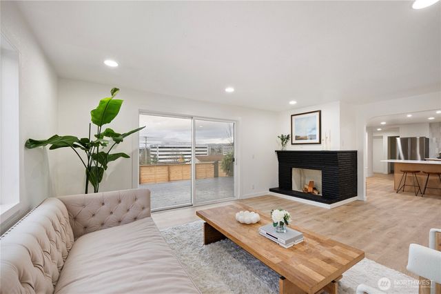 1406 Shattuck Avenue S, Renton, WA 98055