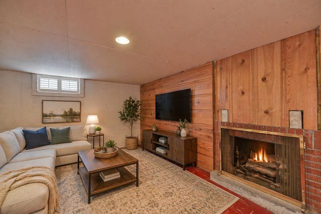 1817 S Maple Blvd, Spokane, WA 99203