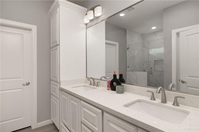 406 Catalina Avenue, Donna, TX 78537