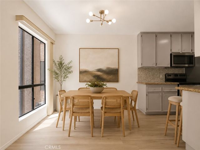 7300 Franklin Avenue 354, Los Angeles, CA 90046