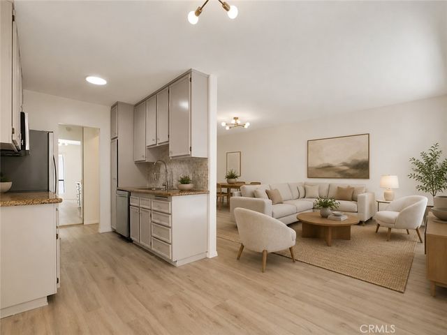 7300 Franklin Avenue 354, Los Angeles, CA 90046