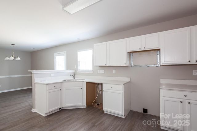 3206 Reid Brook Lane, Charlotte, NC 28208