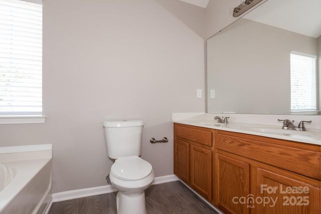 3206 Reid Brook Lane, Charlotte, NC 28208