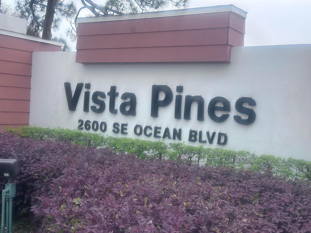 2600 SE Ocean Boulevard D12, Stuart, FL 34996