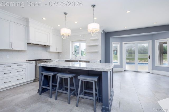 3276 Kern Road, Orion Charter Township, MI 48360