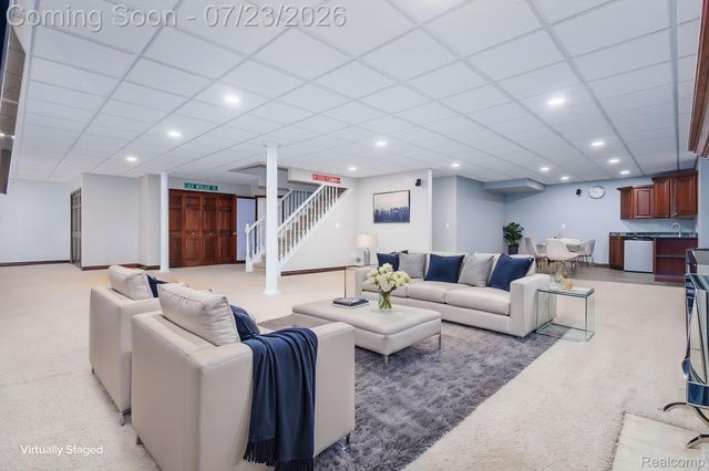 3276 Kern Road, Orion Charter Township, MI 48360