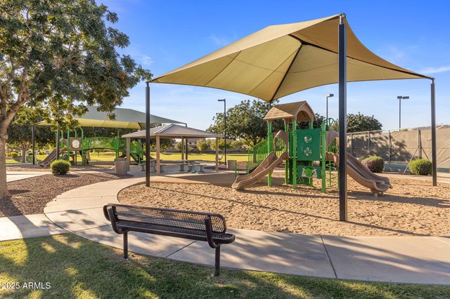 23239 N 121ST Drive, Sun City, AZ 85373