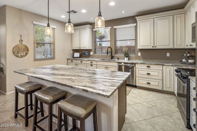 23239 N 121ST Drive, Sun City, AZ 85373