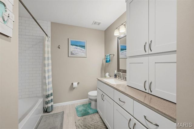 1014 Maywood Drive, Eureka, MO 63025