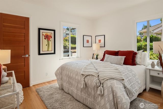 2313 47th Avenue SW, Seattle, WA 98116