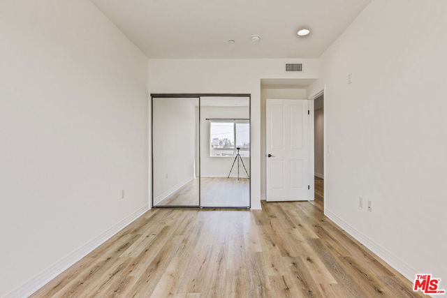 1061 S Oxford Avenue 403, Los Angeles, CA 90006