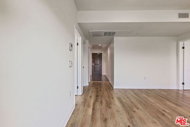 1061 S Oxford Avenue 403, Los Angeles, CA 90006