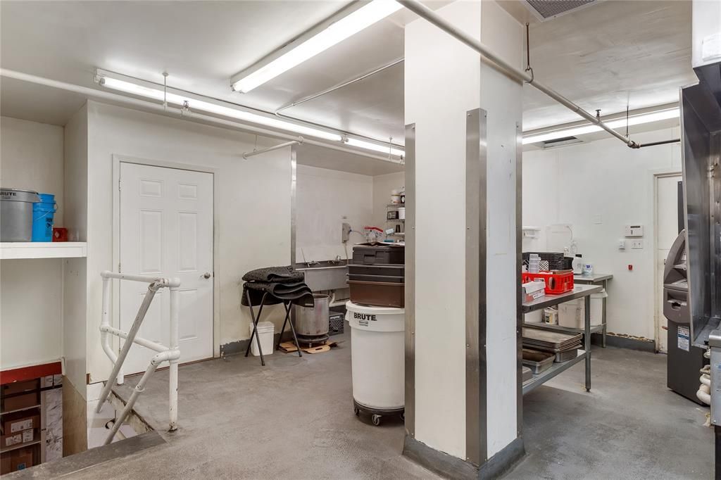 135 W Broadway Street, Missoula, MT 59802 photo 33