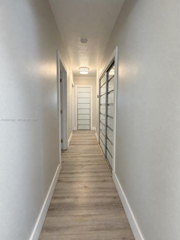 240 N 68th Avenue, Hollywood, FL 33024