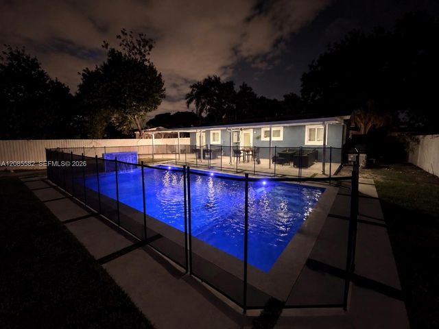 240 N 68th Avenue, Hollywood, FL 33024