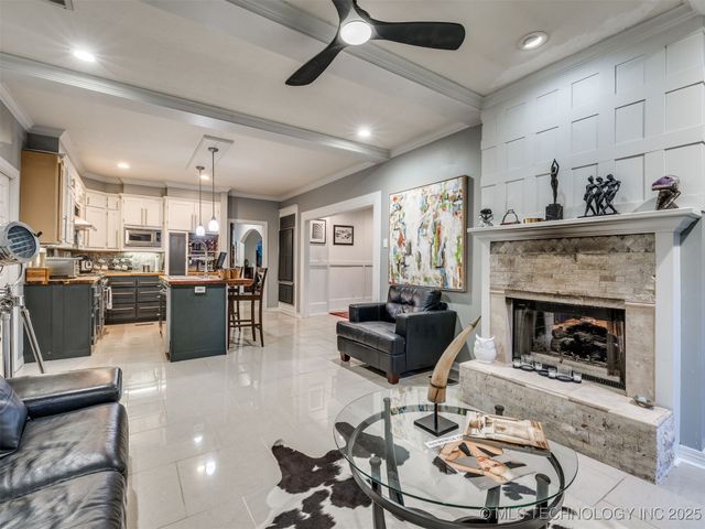 8918 S Lakewood Avenue, Tulsa, OK 74137