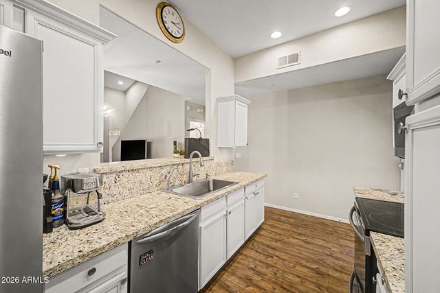 8127 W ZOE ELLA Way, Peoria, AZ 85382