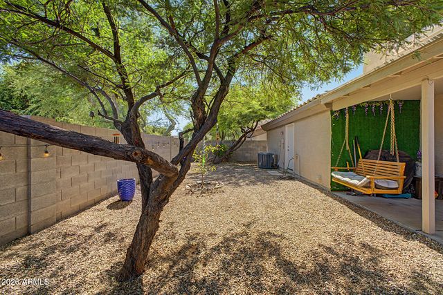 8127 W ZOE ELLA Way, Peoria, AZ 85382