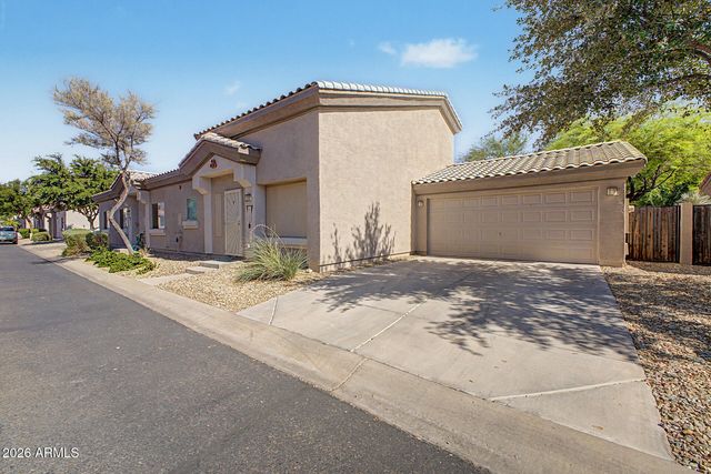 8127 W ZOE ELLA Way, Peoria, AZ 85382