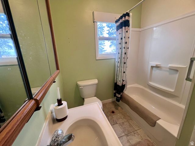 479 E 100 N, Meadow, UT 84644