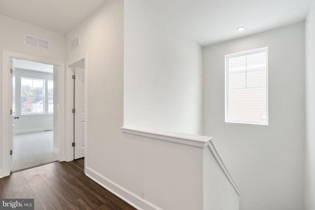 11568 CHAPMAN MILL DR, Glen Allen, VA 23060