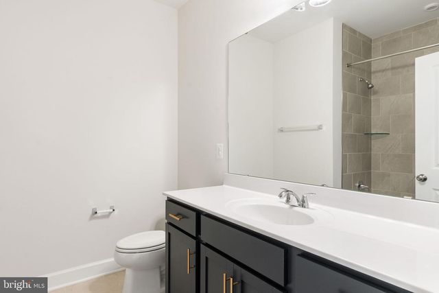 11568 CHAPMAN MILL DR, Glen Allen, VA 23060