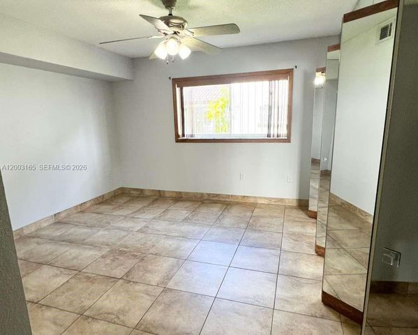 1100 SW 104th Ct E-103, Miami, FL 33174