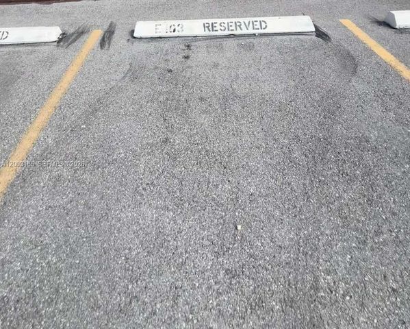 1100 SW 104th Ct E-103, Miami, FL 33174