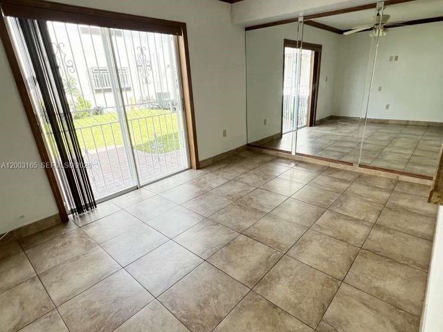 1100 SW 104th Ct E-103, Miami, FL 33174