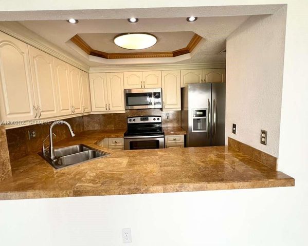 1100 SW 104th Ct E-103, Miami, FL 33174