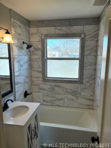 807 N Kingston Avenue, Tulsa, OK 74115