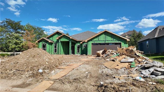 6701 Apache Drive, Shawnee, KS 66226