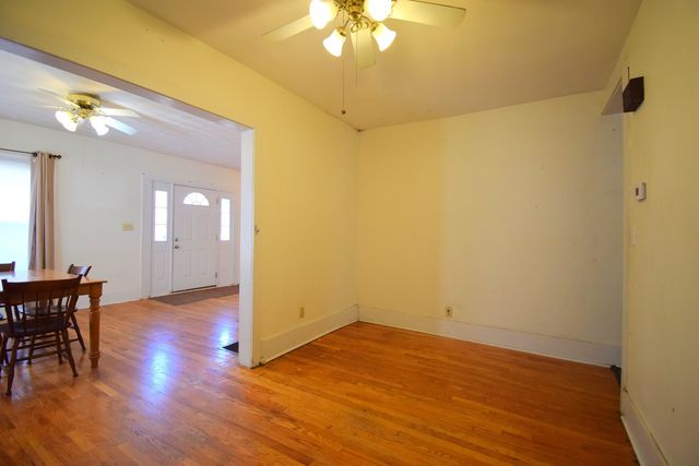 1715 Oakland Avenue, Mt Vernon, IL 62864