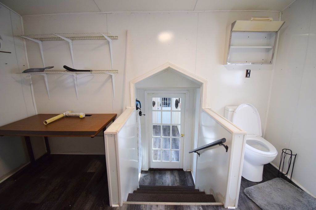 Image 27 of property listing at 1715 Oakland Avenue, Mt Vernon, IL 62864