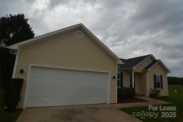 2665 Broodmare Drive 48, Maiden, NC 28650