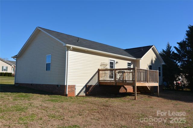 2665 Broodmare Drive 48, Maiden, NC 28650