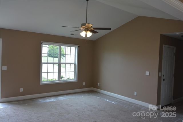 2665 Broodmare Drive 48, Maiden, NC 28650