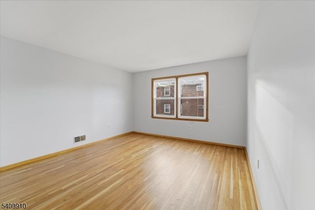 1109 Essex Ave, Linden City, NJ 07036