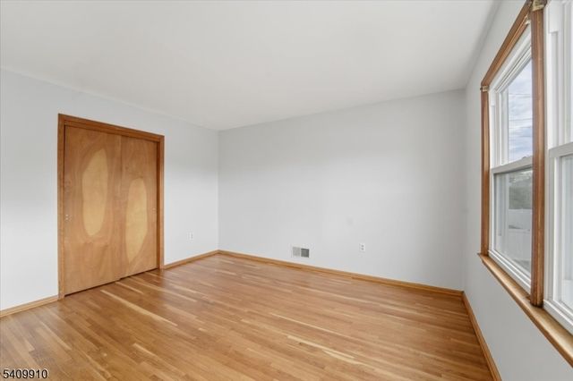 1109 Essex Ave, Linden City, NJ 07036