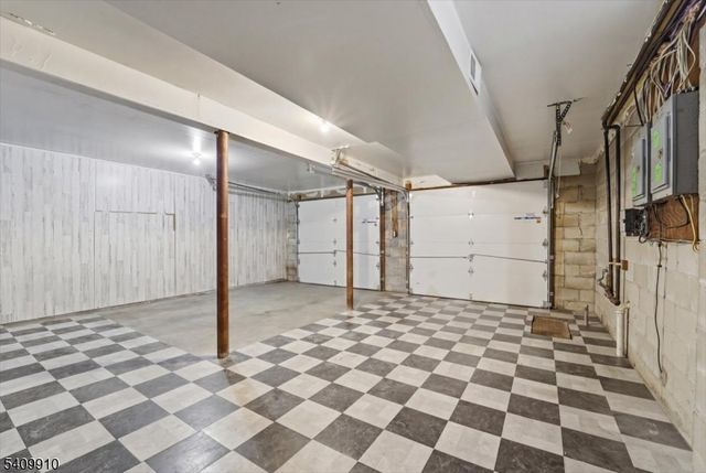 1109 Essex Ave, Linden City, NJ 07036