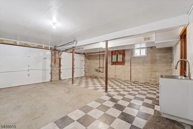 1109 Essex Ave, Linden City, NJ 07036