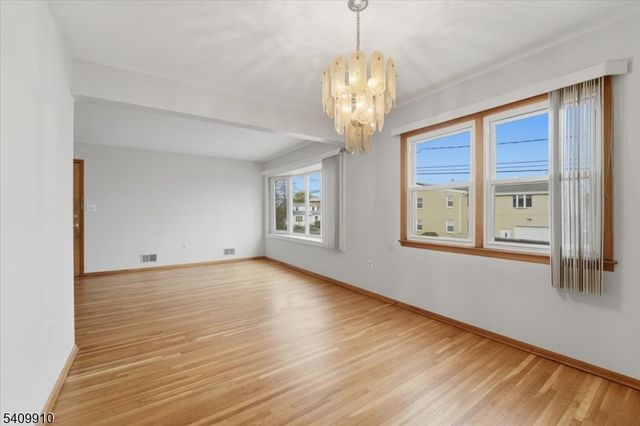 1109 Essex Ave, Linden City, NJ 07036
