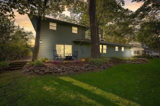 1532 N 124th STREET, Wauwatosa, WI 53226