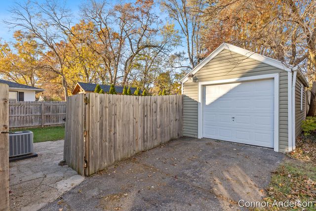 1137 Edna Street SE, Grand Rapids, MI 49507