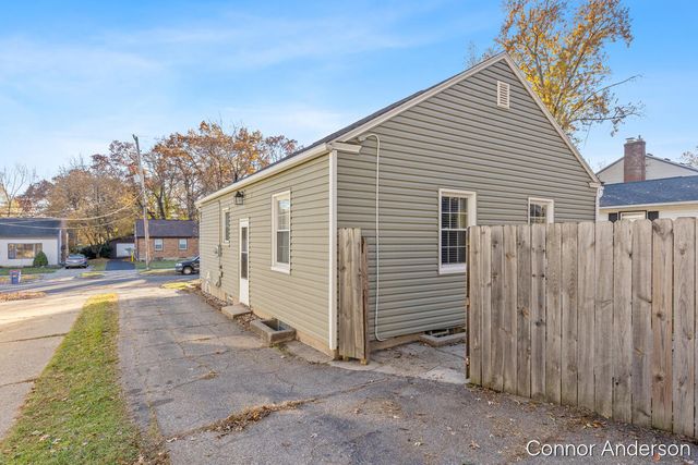 1137 Edna Street SE, Grand Rapids, MI 49507