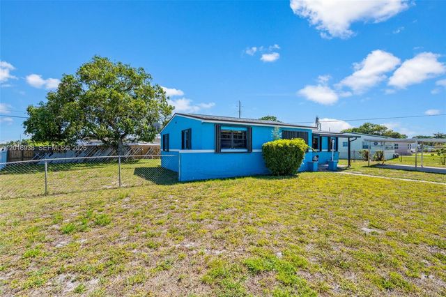 2400 NW 181st Ter, Miami Gardens, FL 33056