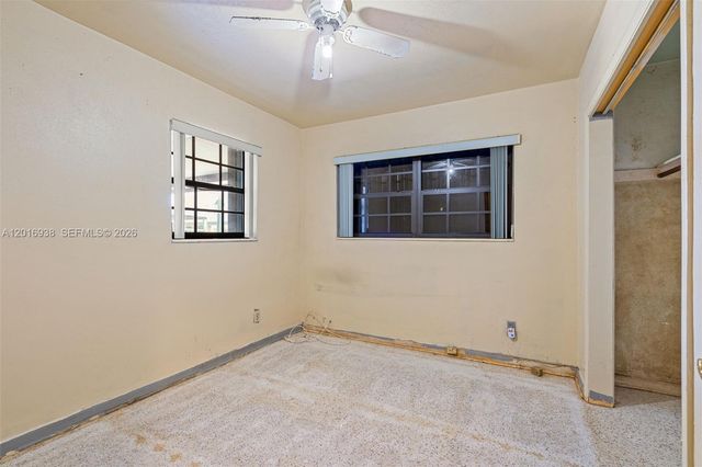 2400 NW 181st Ter, Miami Gardens, FL 33056